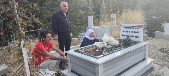 HAKAN TAŞ YAZDI: YİNE ZİL ÇALDI VE YİNE DAVUT HOCA YOK!