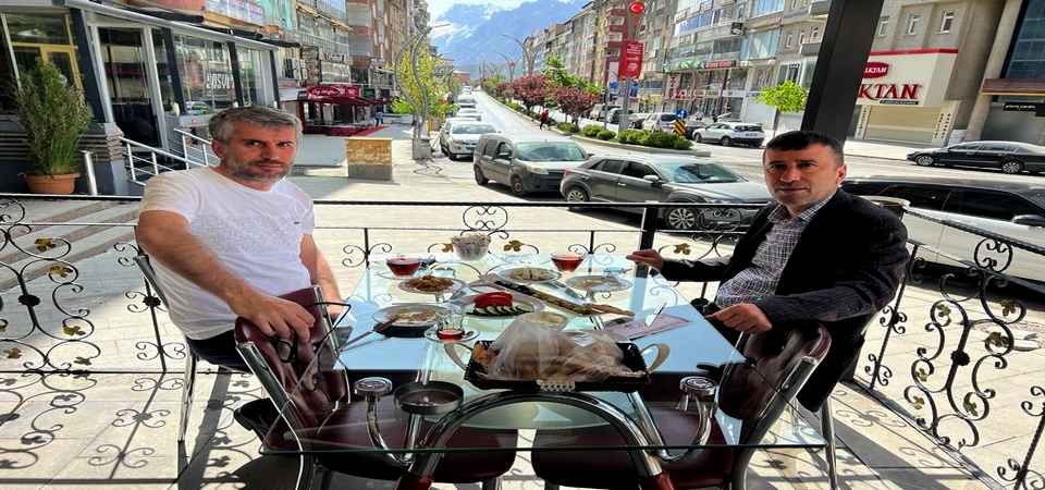 EN GÜZEL ŞEY DOSTLUK ! Hakan TAŞ / YAZDI