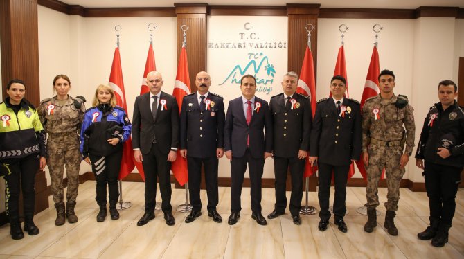 Müdür Pınar Vali Akbıyık'ı ziyaret etti