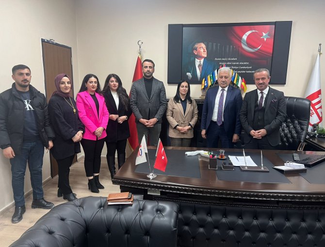 Ak Parti'den 112 Acil Sağlık Hizmetleri Haftası ziyareti