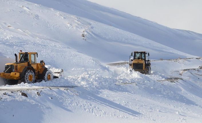 16 yerleşim yolu kapandı