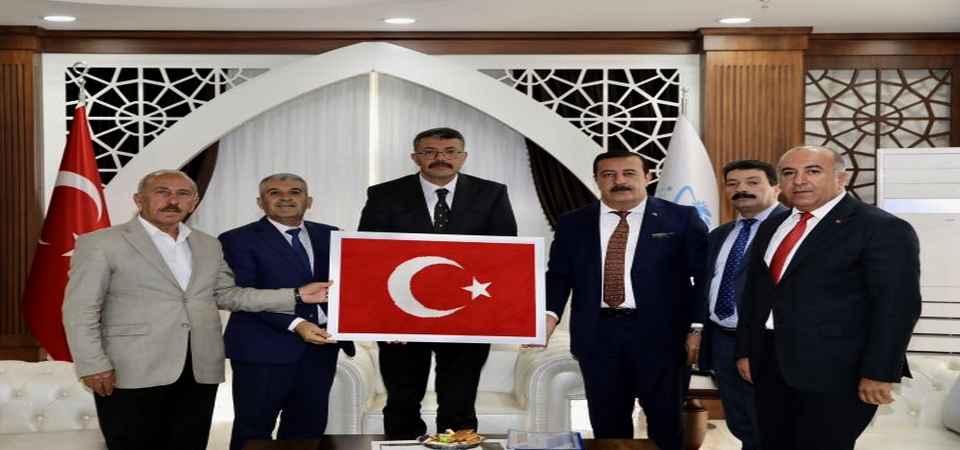 Kanaat Önderi Adıyaman'dan Vali Çelik'e ziyaret