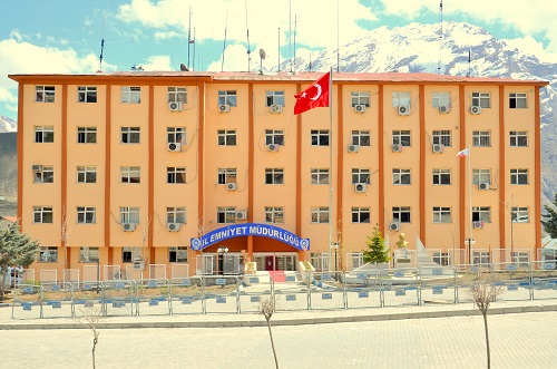 HAKKARİ POLİS KARAKOLU! Hakan TAŞ YAZDI 
