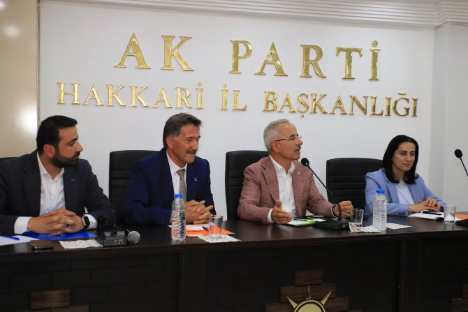 Ak Parti Hakkari belediyesine Taliptir