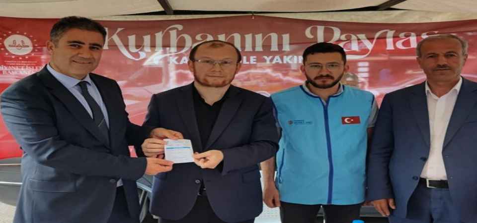Başkan Zibek TDV'ye kurban bağışında bulundu