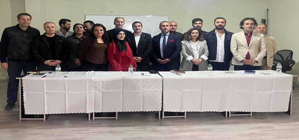 Hakan Taş yazdı. Hakkari'de intihar alarmı!