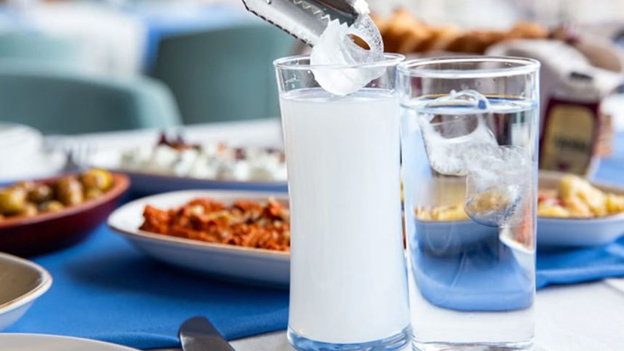 Zam yağıyor: 70'lik rakı 1000 lirayı geçti