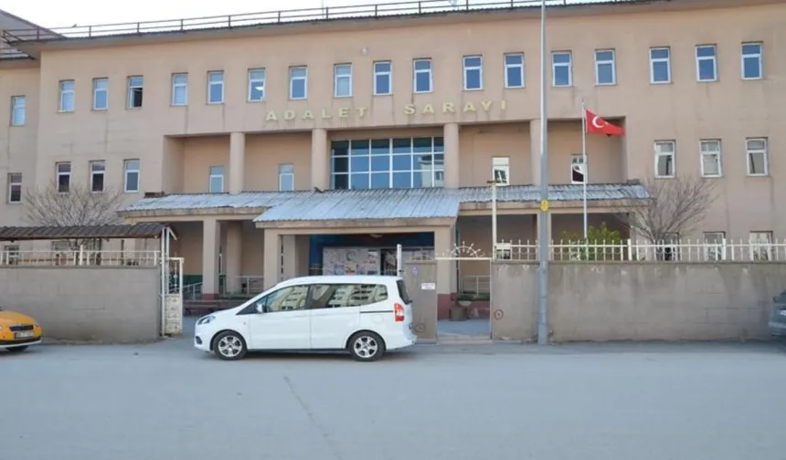 Yüksekova'da gözaltına alınanlardan 2 kişi tutuklandı