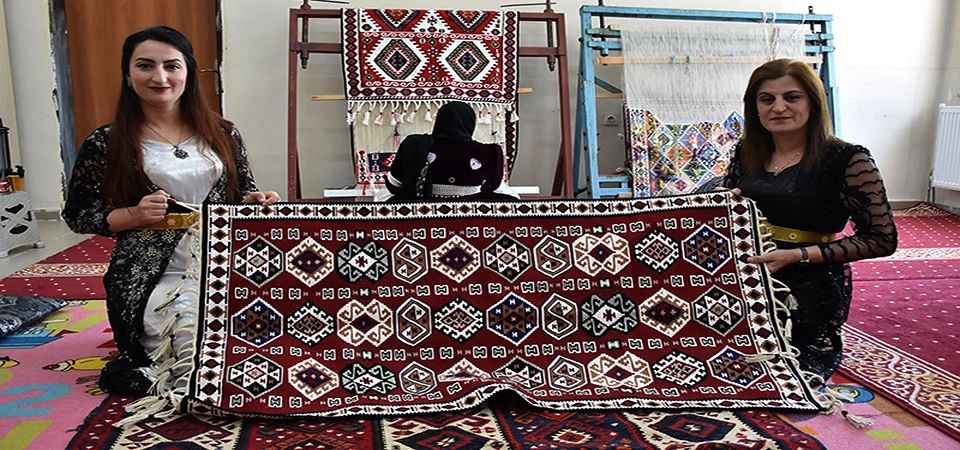 Hakkari kilimi coğrafi işaret tescil belgesi aldı